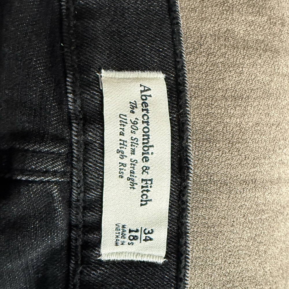 Abercrombie & Fitch Women's Black Straight Leg Jeans